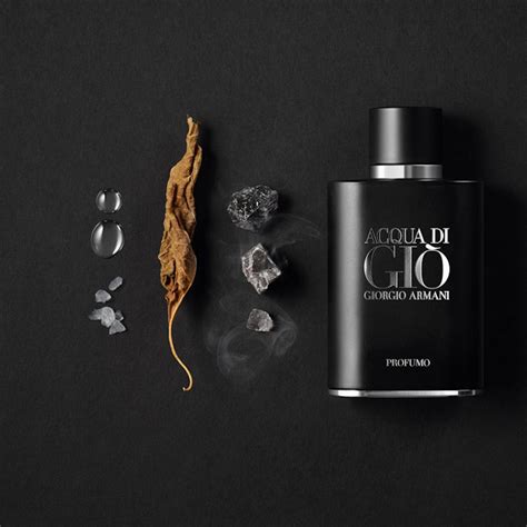 what does acqua di gio profumo smell like
